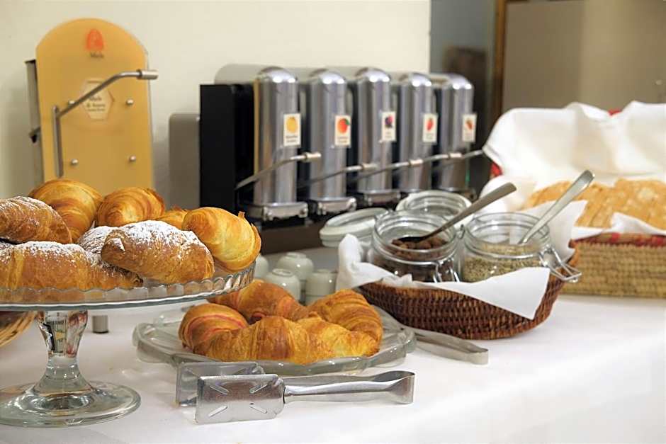 Casa Santo Nome di Gesu