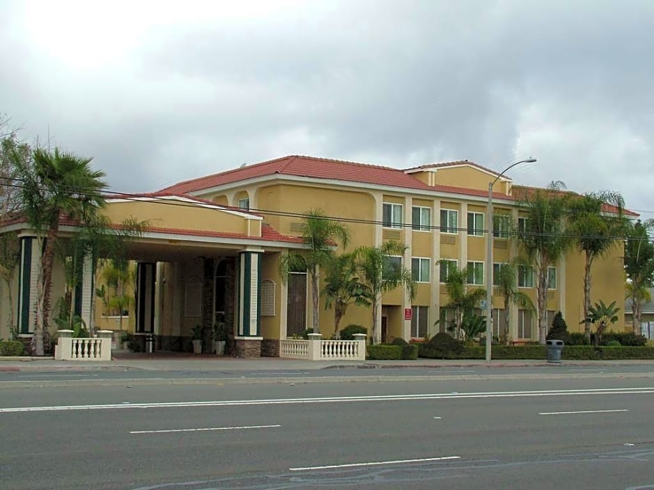 Holiday Inn Express Anaheim West By IHG