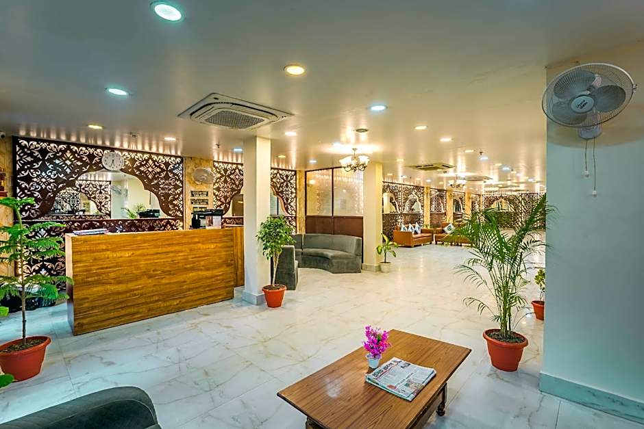 Hotel Silver Shine – Varanasi, VA