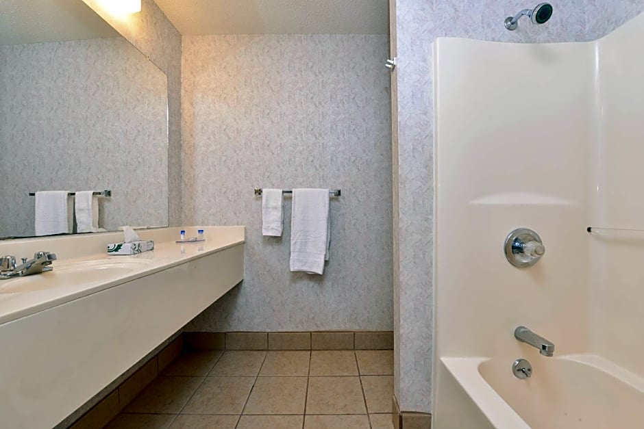 Americas Best Value Inn Knob Noster