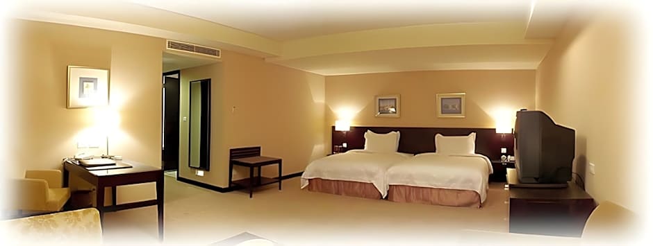 Lakeshore Hotel Metropolis