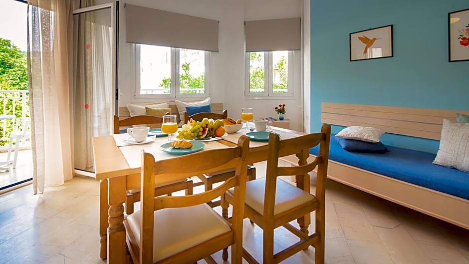 Melissa Apartments, Studios & Suites