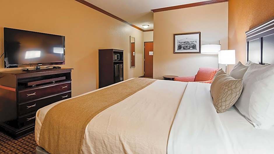 Best Western Granbury Inn & Suites