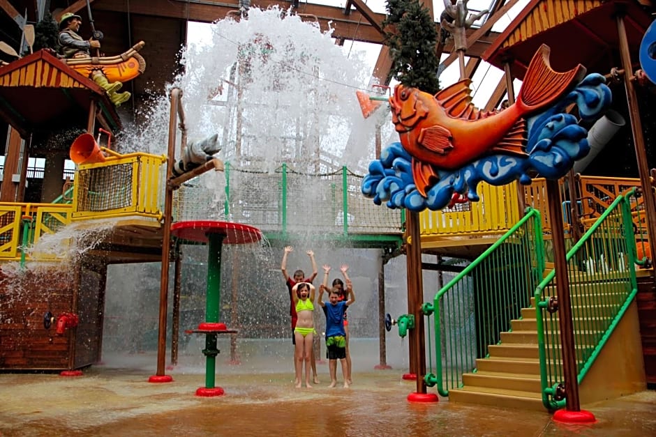 Six Flags Great Escape Lodge & Indoor Waterpark