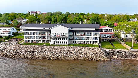 St Andrews Inn & Suites