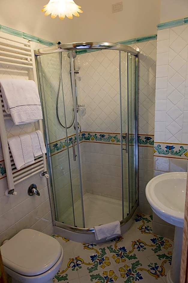 Rianna Rooms & Breakfast