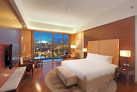 King Suite