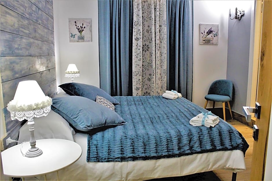 Maison Marianna – Nicolosi, CA