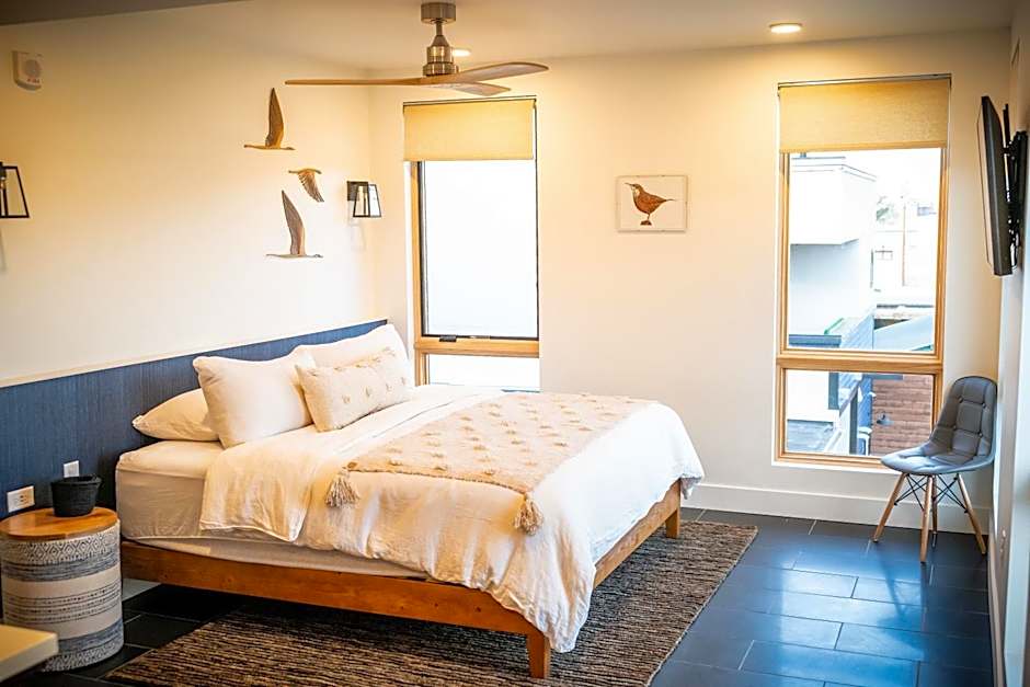 Shorehouse Hotel