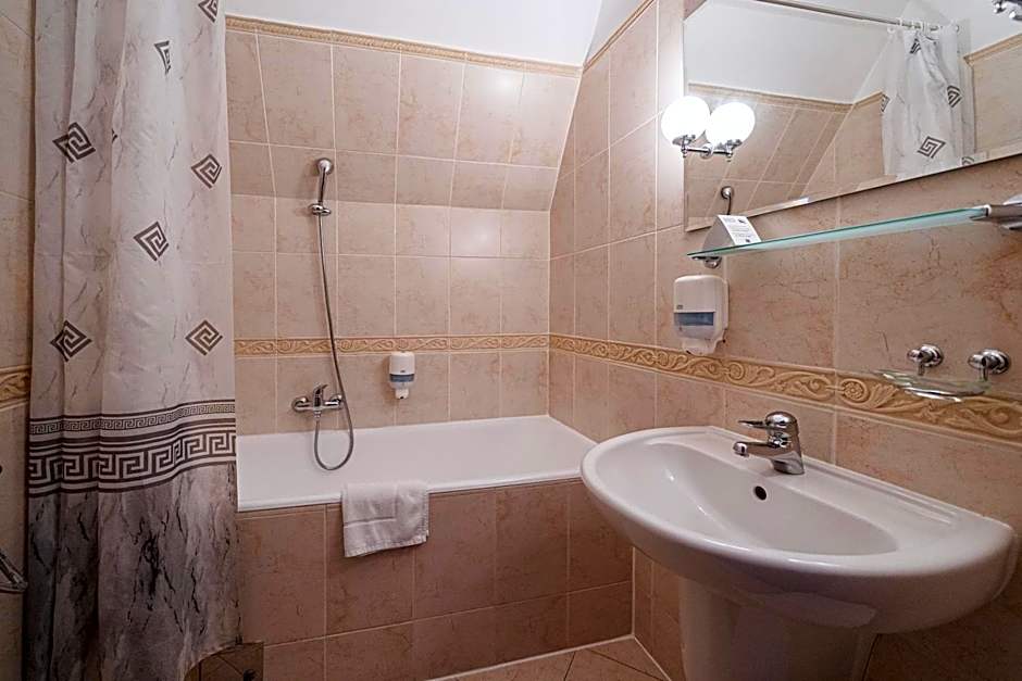 Zespół Dolina Białego - Willa Pan Tadeusz