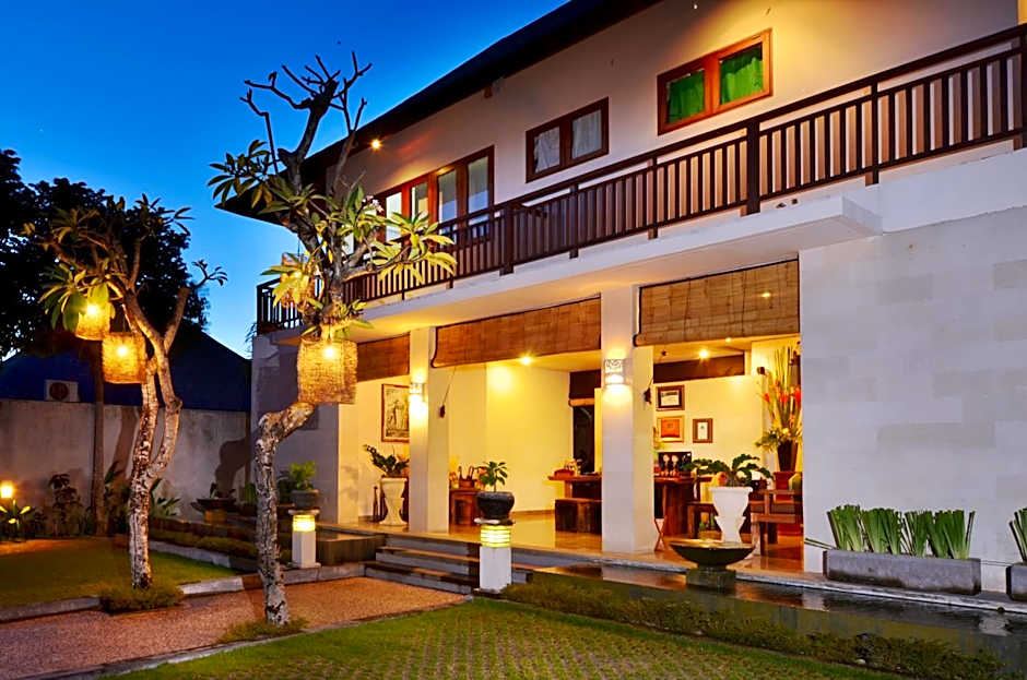 The Khayangan Dreams Villa Umalas