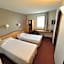 Brit Hotel Confort Montauban