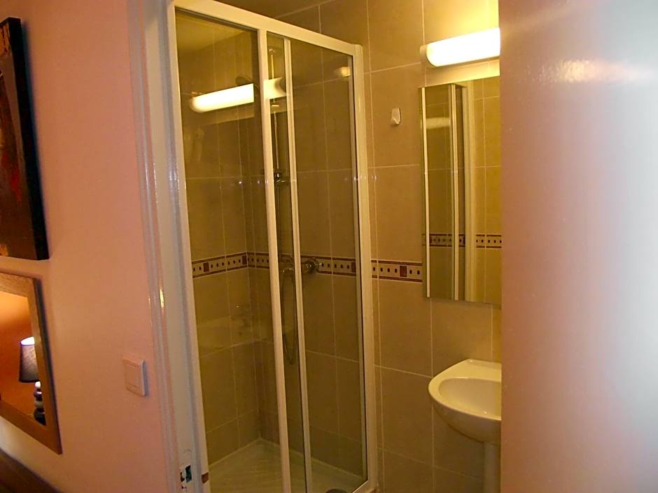 Le Nouvel Hotel Du Theatre