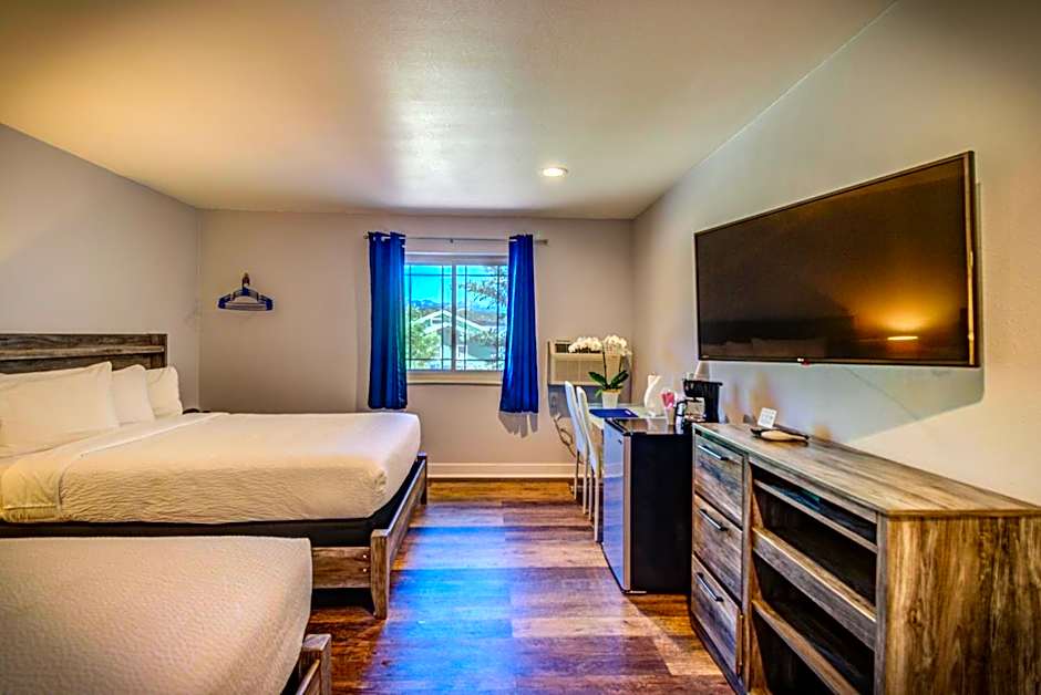 RiverWalk Inn