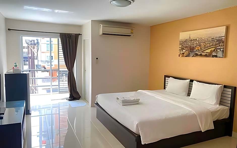 Similan Mansion