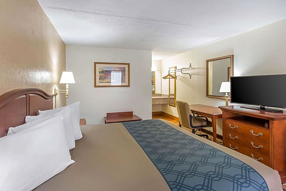 Econo Lodge Midtown