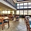 Sonesta Essential Houston Hobby Airport