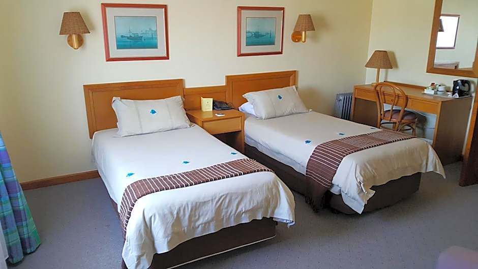 Lamberts Bay Hotel