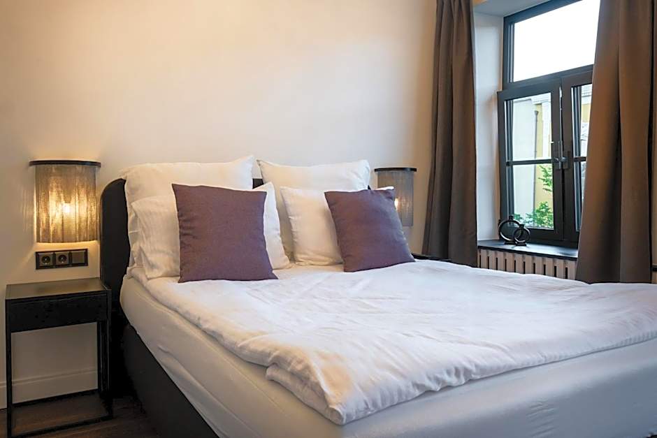 Turgaus Self Check-in Old Town Aparthotel