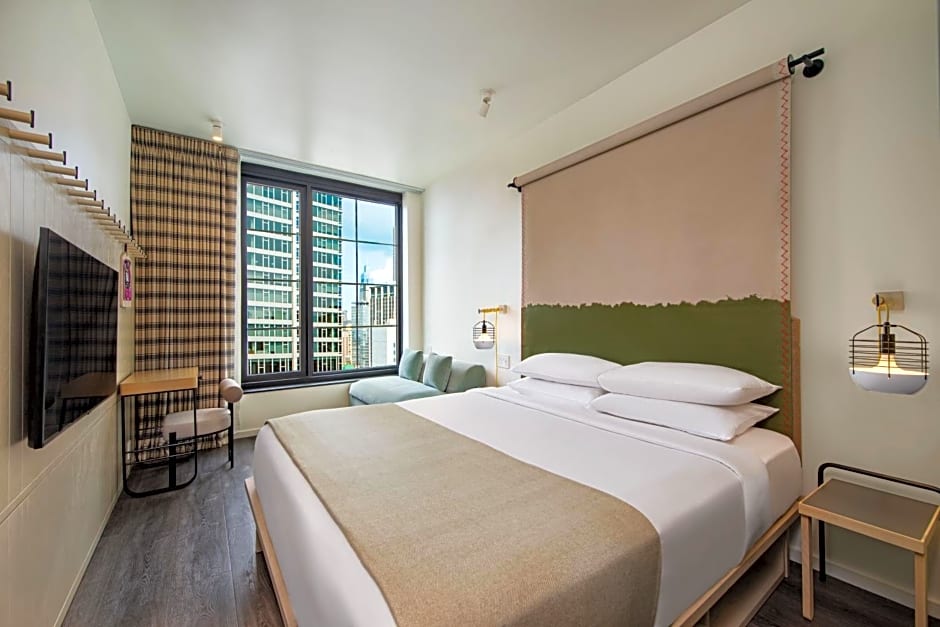 Moxy by Marriott NYC Chelsea