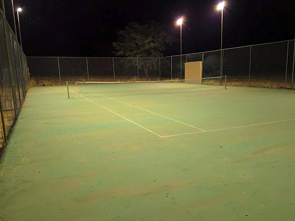 Kigeni Safari Lodge & Spa