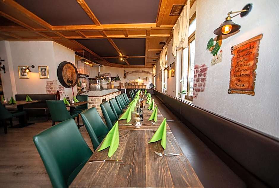 Hotel Perlach Allee by Blattl