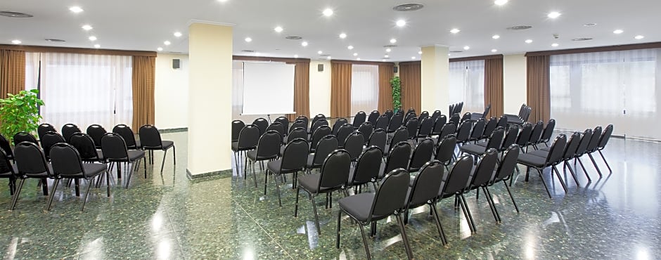 NH Ciudad De Cuenca
