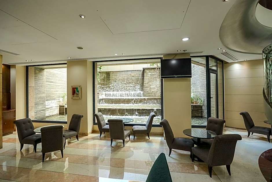 Crowne Plaza Hamra Beirut By IHG