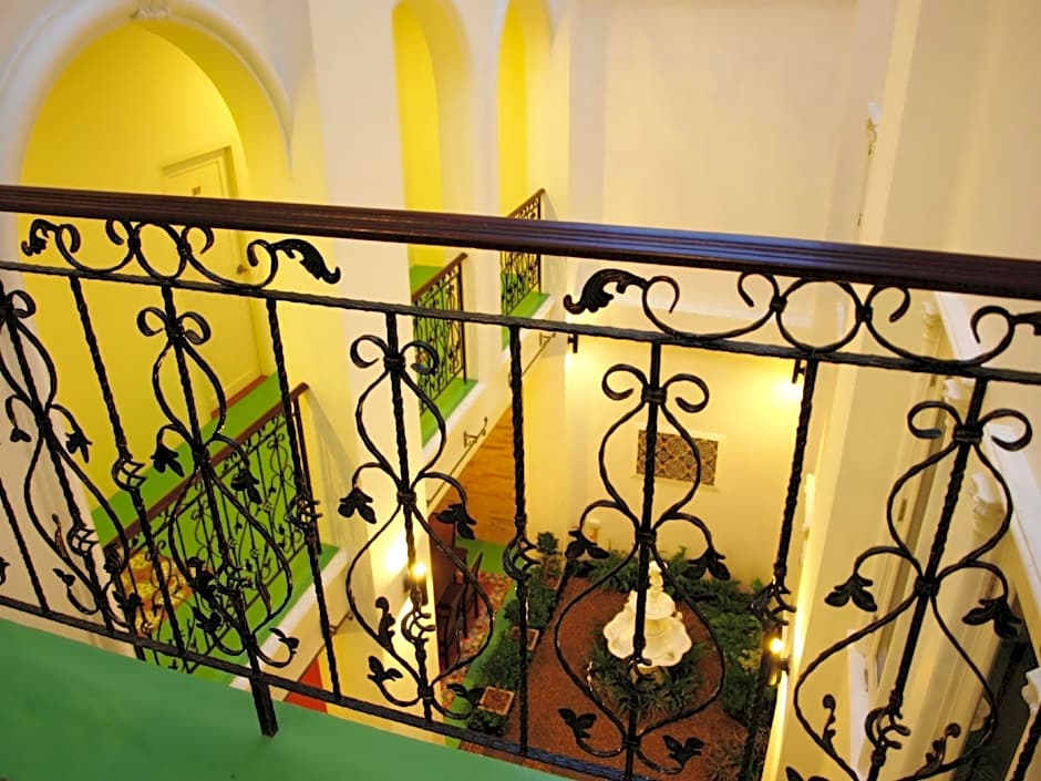 Casa Blanca Boutique Hotel Phuket