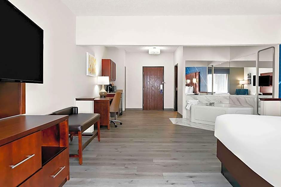 Comfort Suites Southfield/Detroit