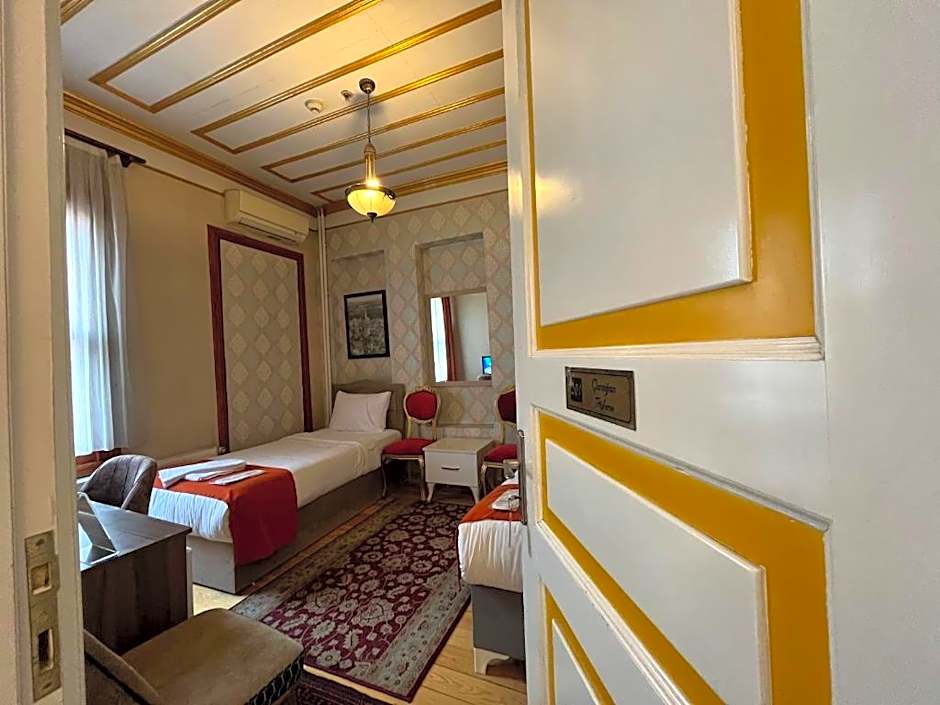 Photo 1 of 12 of Family Suite