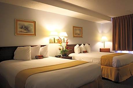 Queen Room with Two Queen Beds with River View