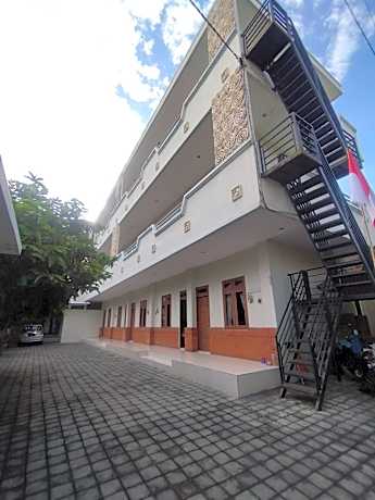 Adi Pelita Sari Bali