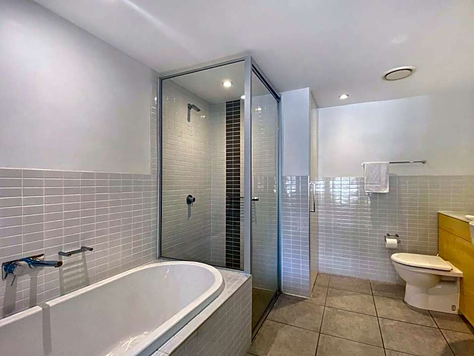 Blue on Blue Superior Studio Room 1221