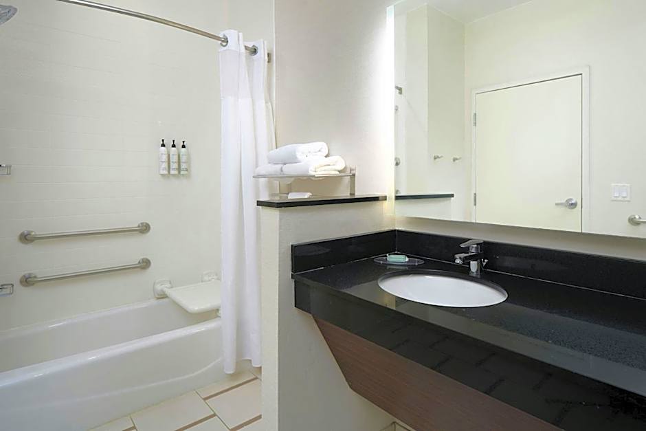 Fairfield Inn & Suites by Marriott Niagara Falls