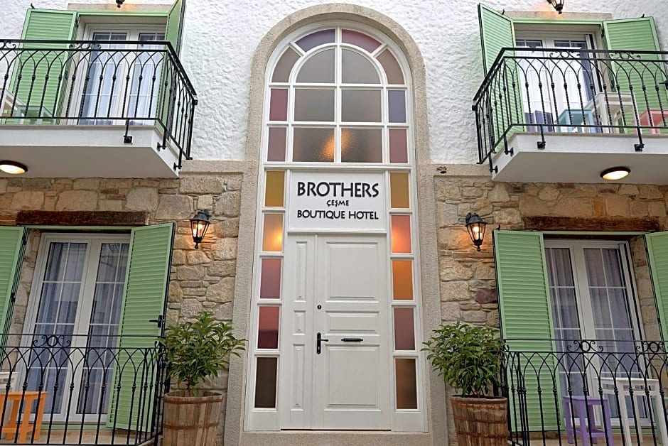 Brothers Çeşme Boutique Hotel