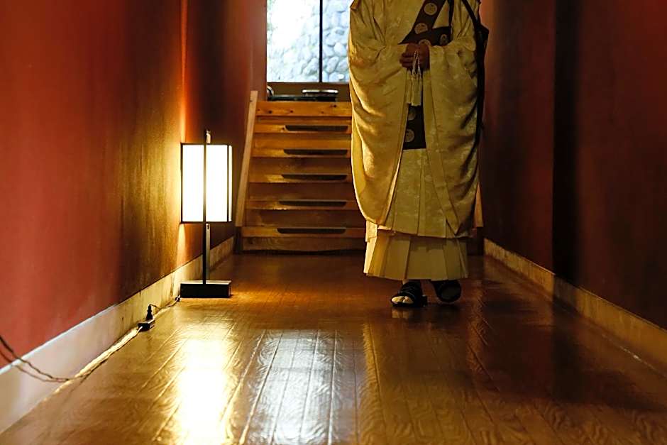 TEMPLE HOTEL HABANOBO