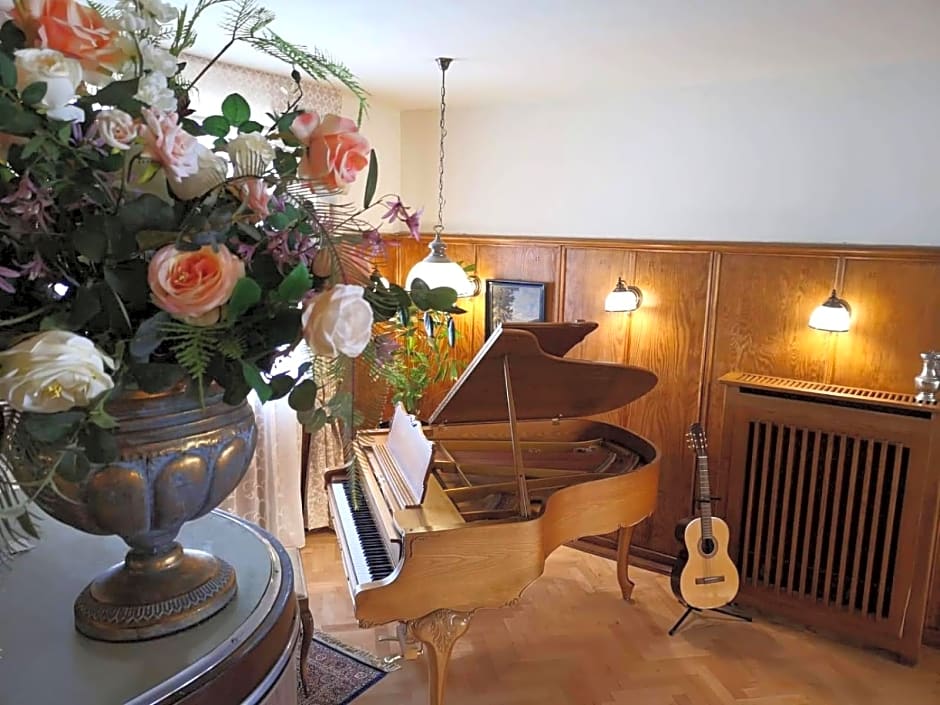 Hotel Adler