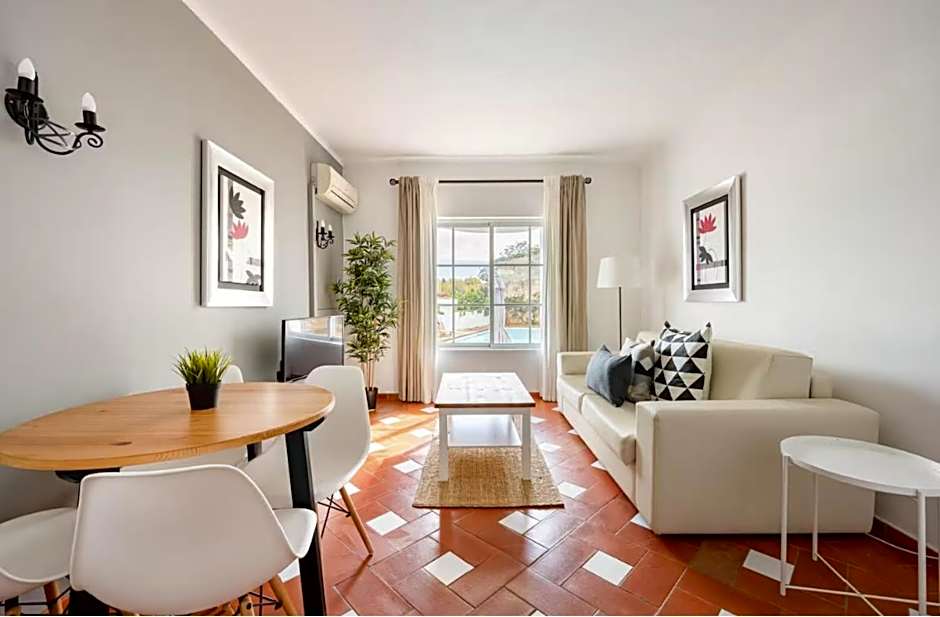 Baluarte da Vila Apartments