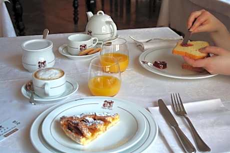 Triple Room with Mountain View