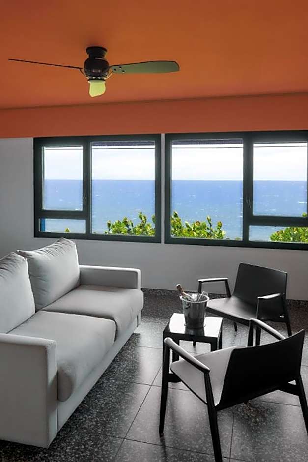 DINA MORGABINE SAINT DENIS