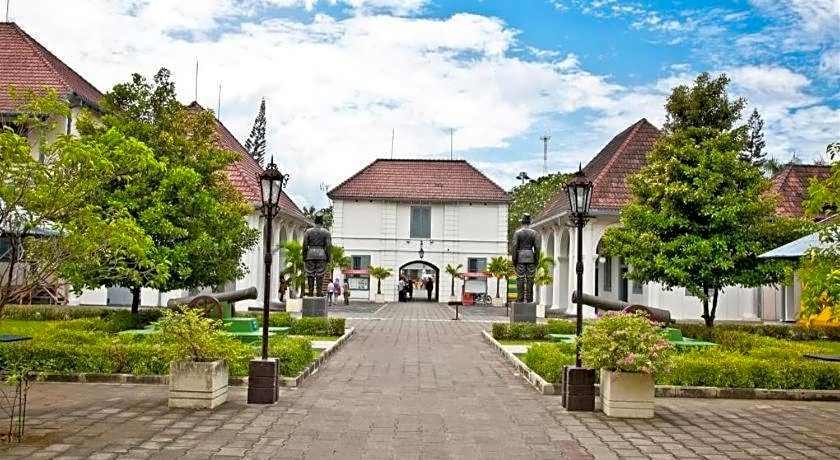 OYO 611 The Edwin Syariah