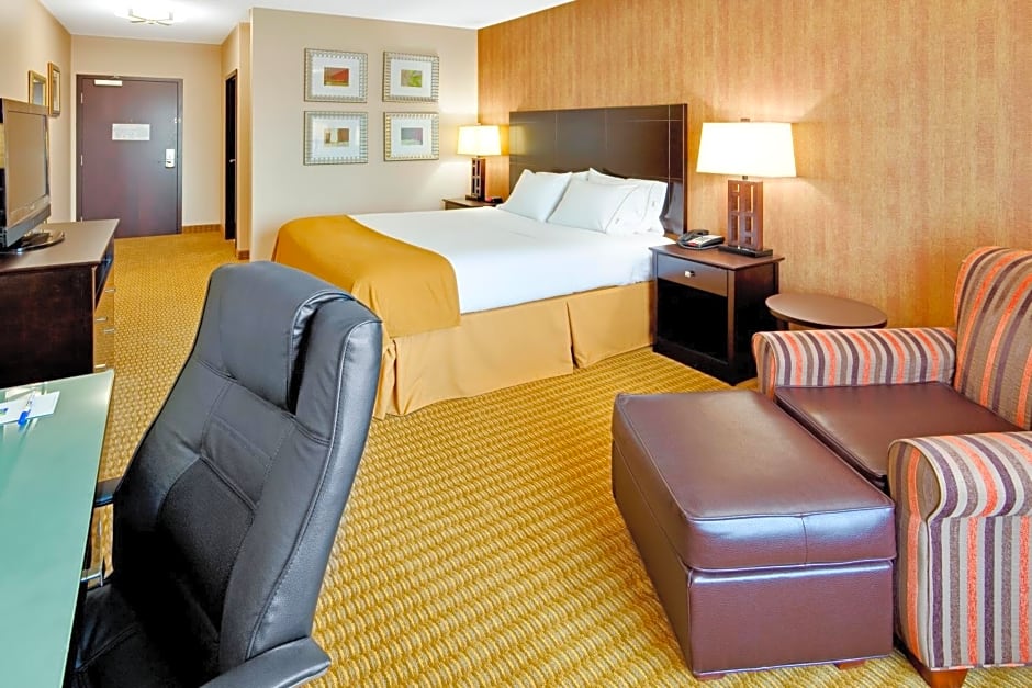 Holiday Inn Express Hotel & Suites Lebanon, an IHG Hotel