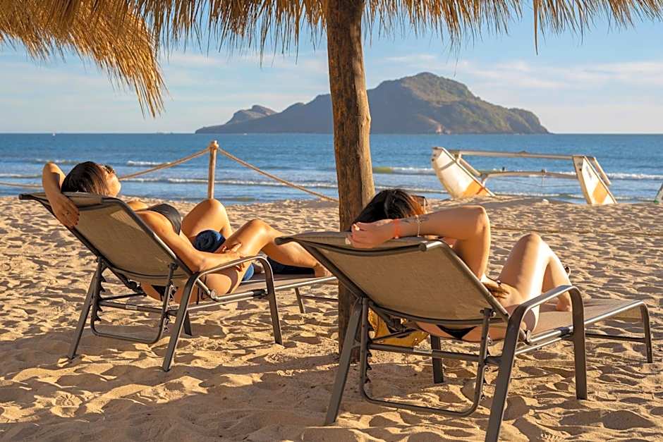 Sunset Palace Beach Hotel - All Inclusive