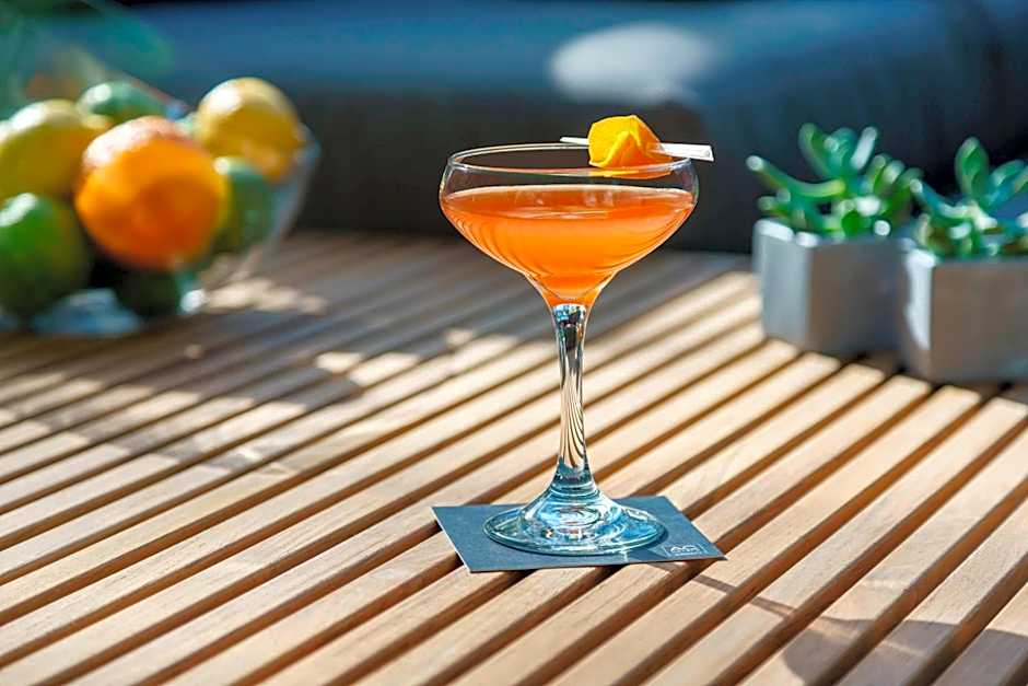 AC Hotel by Marriott San Francisco Airport/Oyster Point Waterfront