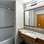 Hampton Inn & Suites Bremerton