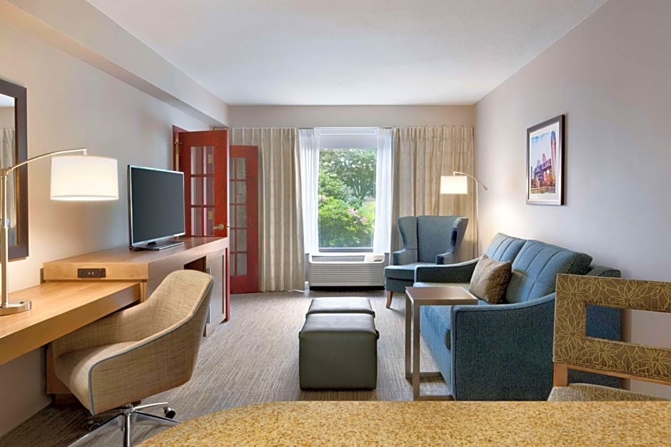 Hampton Inn By Hilton Long Island - Brookhaven