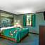 Super 8 by Wyndham Duluth