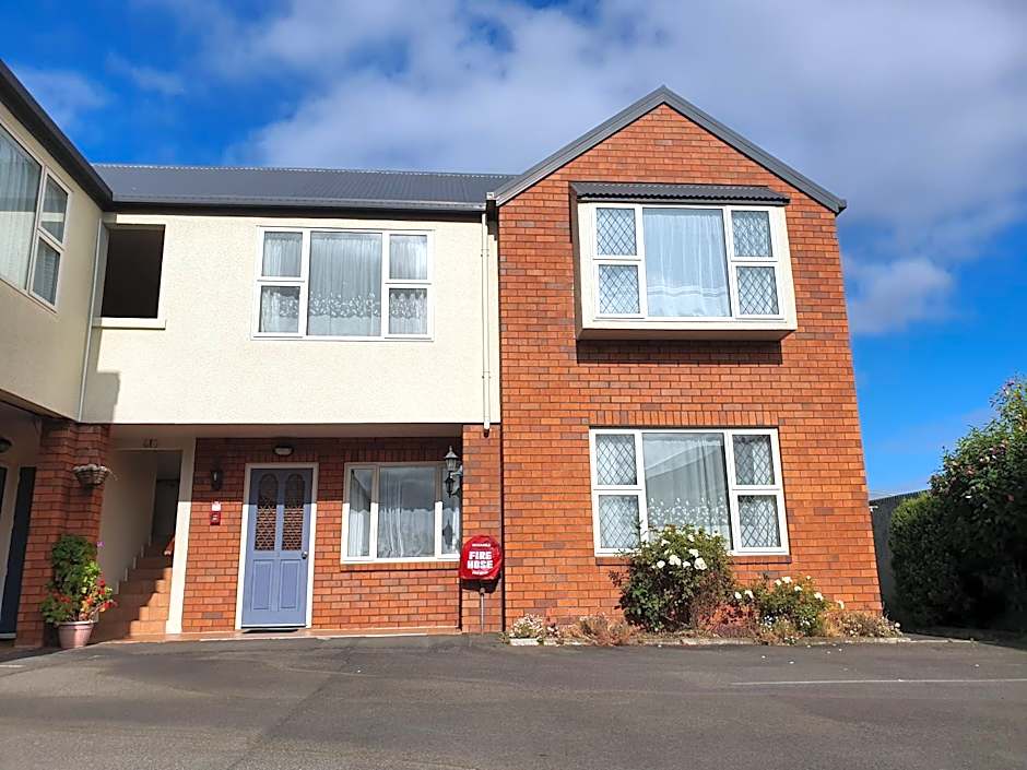 Rosewood Court Motel