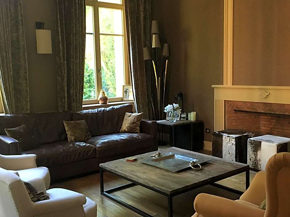 Le Château d'Hermonville B&B / Chambres d'hôtes